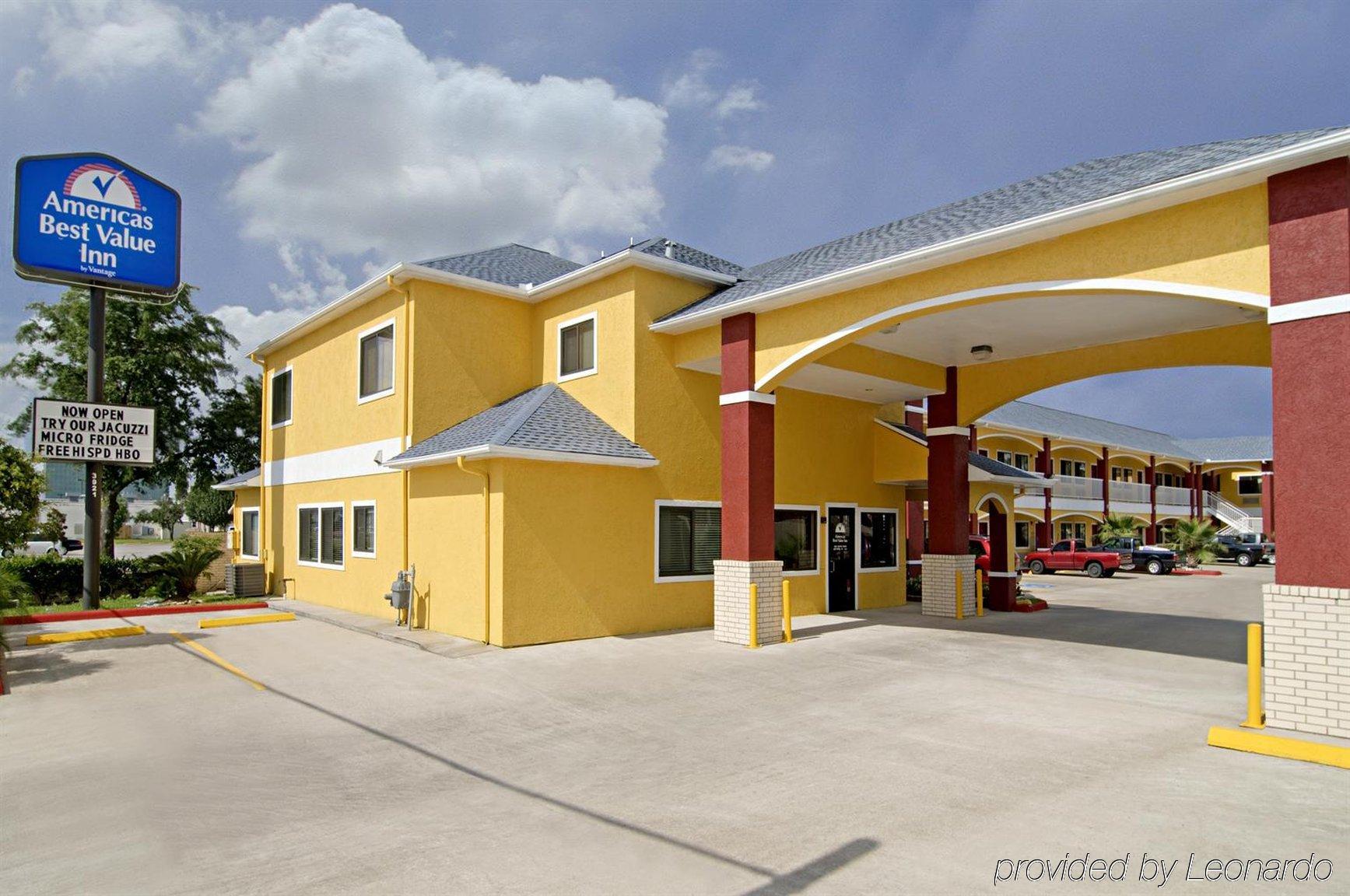 Americas Best Value Inn-Baytown Extérieur photo