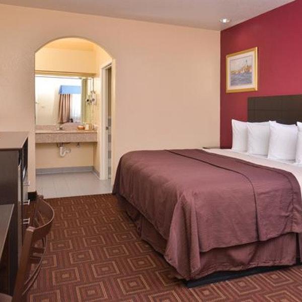 Americas Best Value Inn-Baytown Extérieur photo