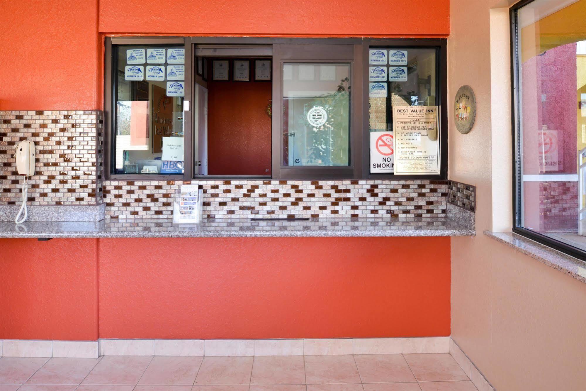 Americas Best Value Inn-Baytown Extérieur photo