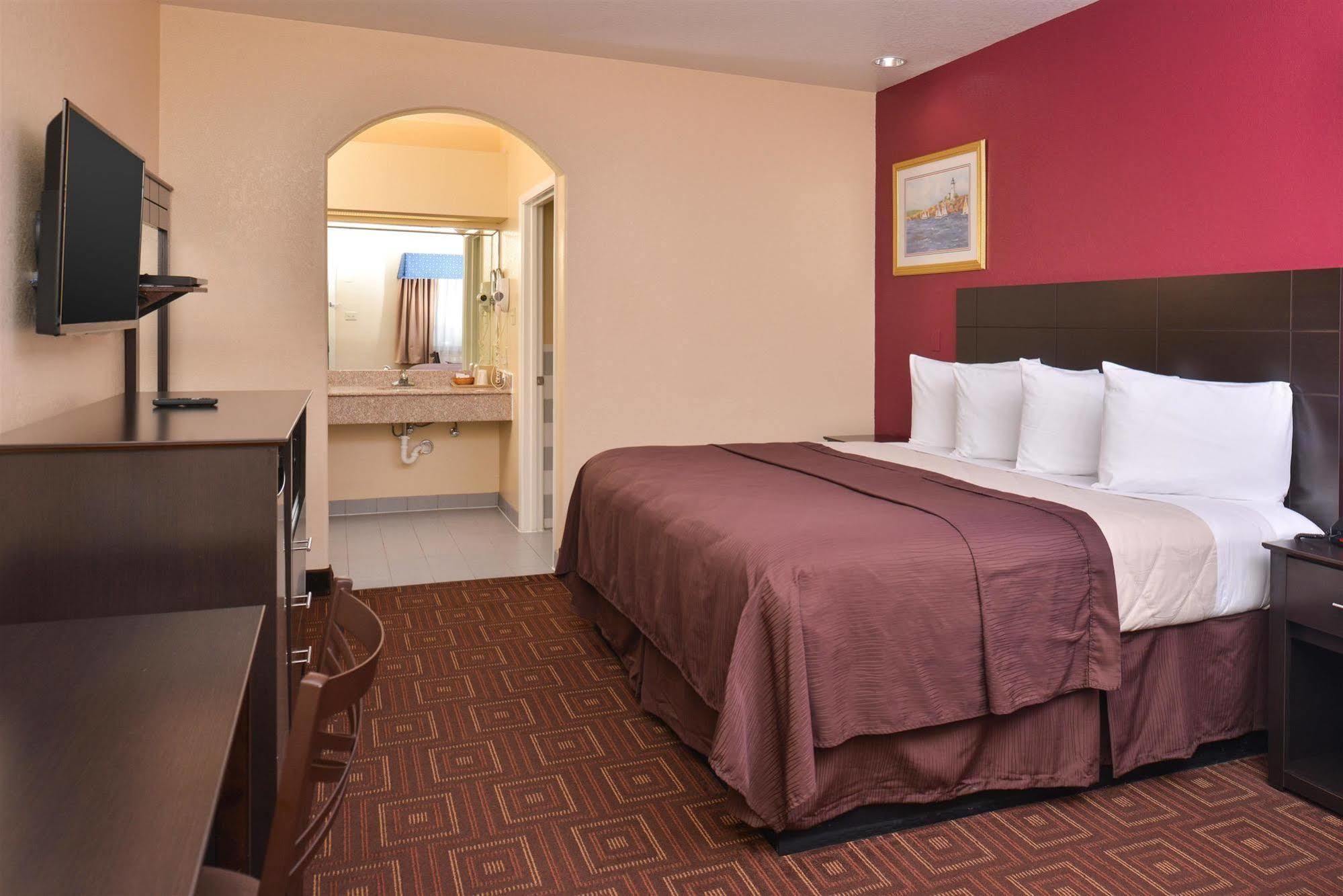 Americas Best Value Inn-Baytown Extérieur photo